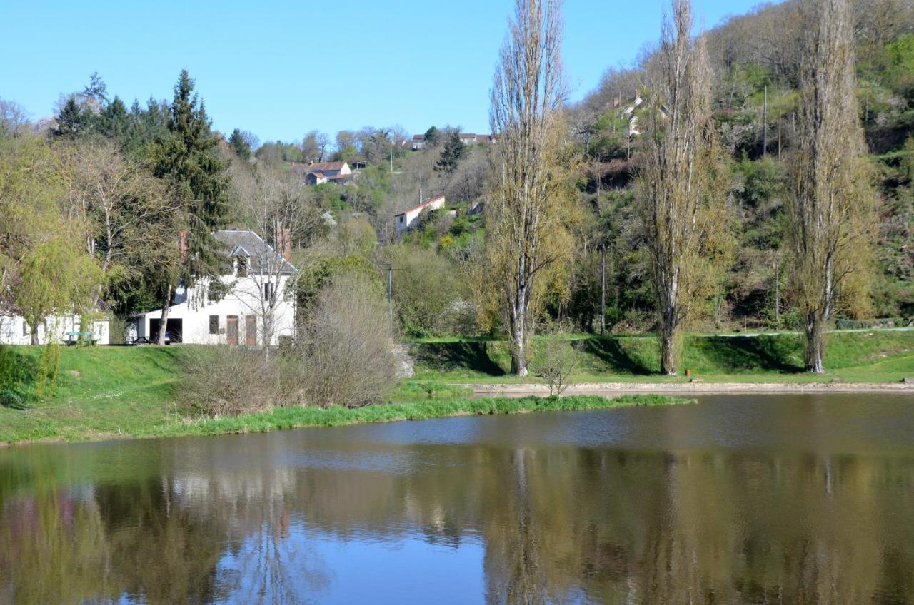 Au Bord De L'Eau Appartement 50 M2 Chambon-sur-Voueize Luaran gambar