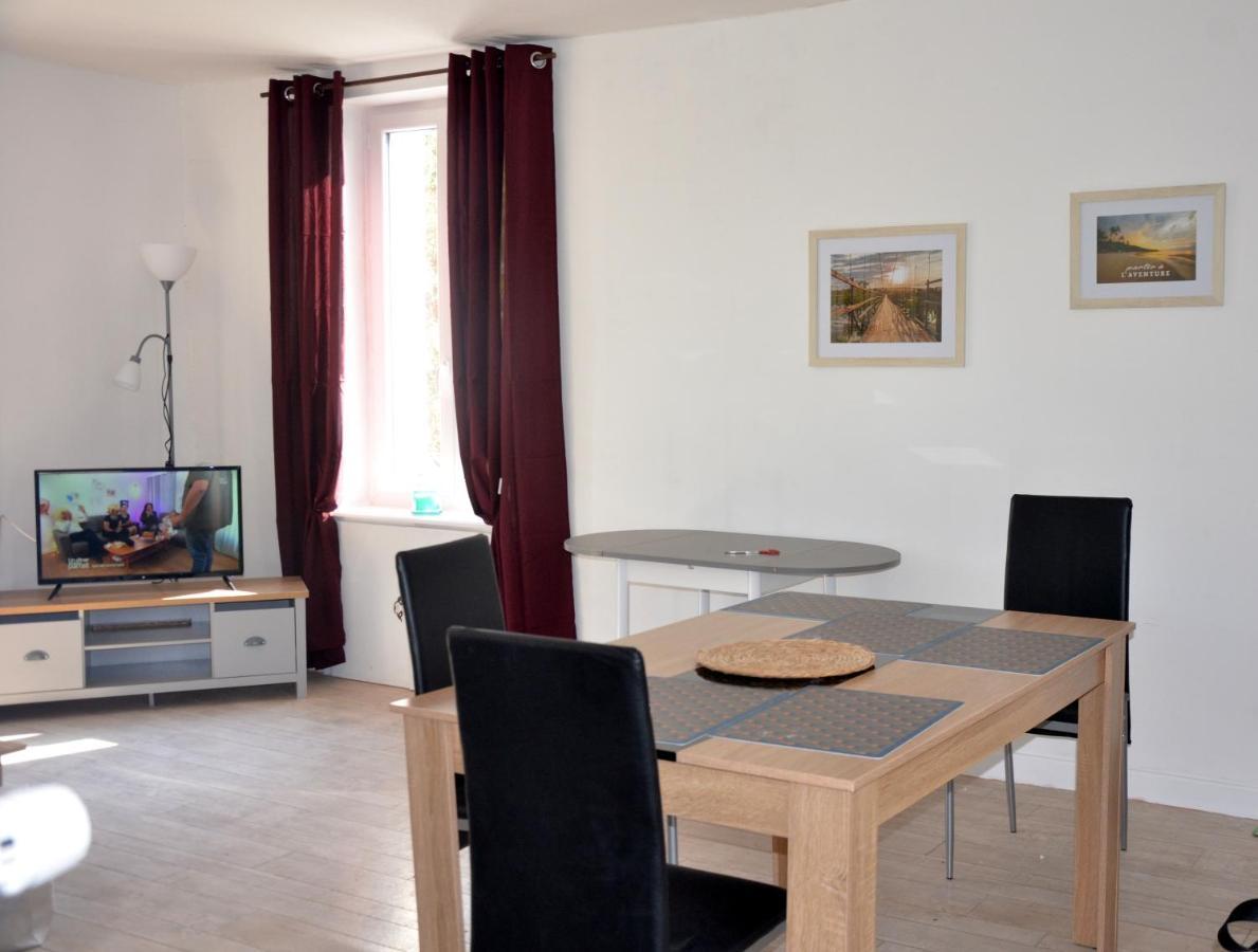 Au Bord De L'Eau Appartement 50 M2 Chambon-sur-Voueize Luaran gambar